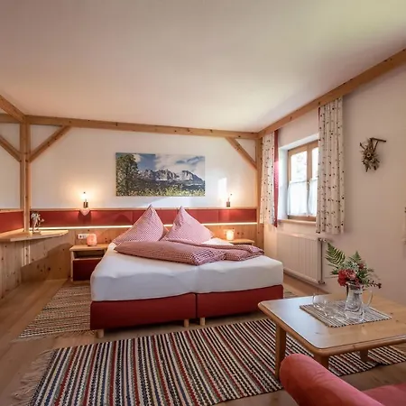Bichlers Ferienhaus Daire *